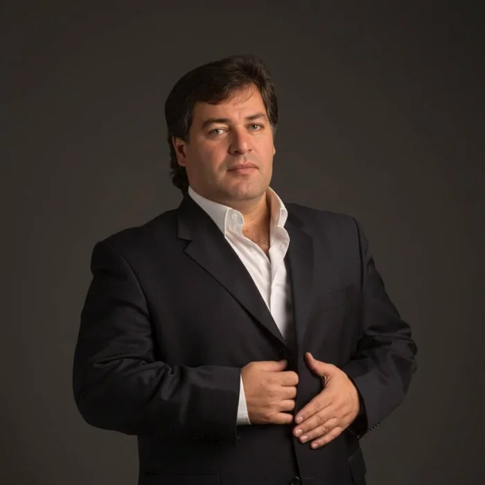 Хусейн Расаев