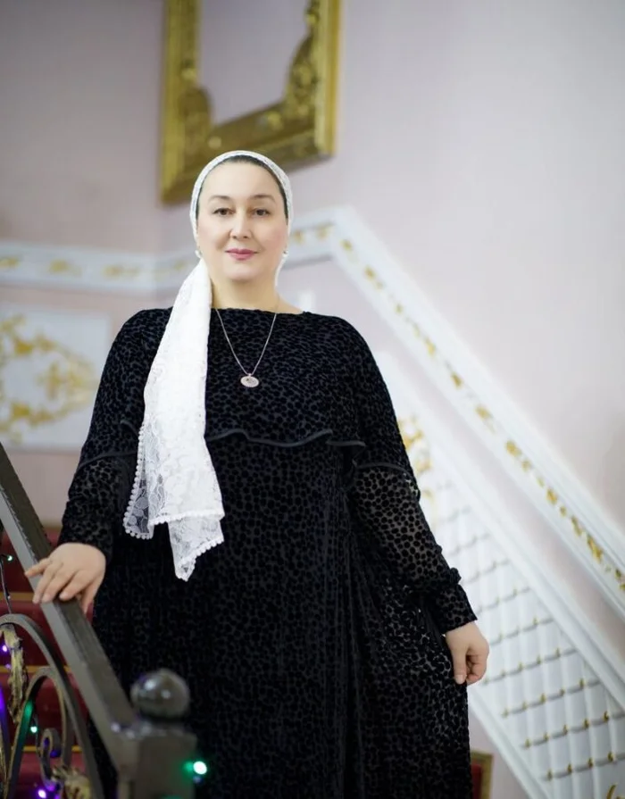 Медни Асхабова