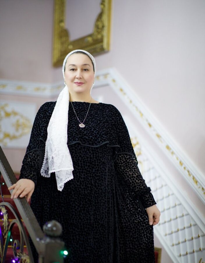 Медни Асхабова